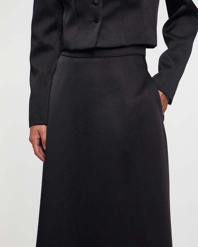 Wakakuu Icons Skirt Rio Satin Black M