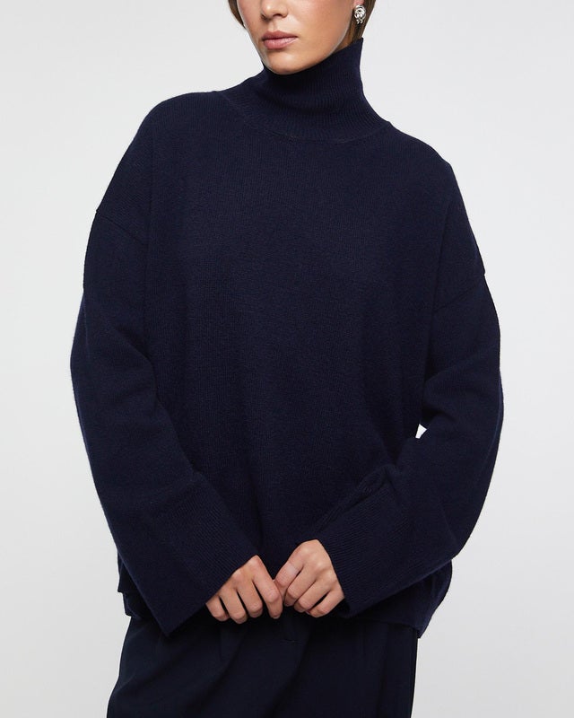 Wakakuu Icons Sweater Fuji Turtleneck Navy XL