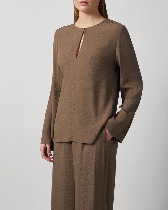 By Malene Birger Blus Malukka Chocolate 44