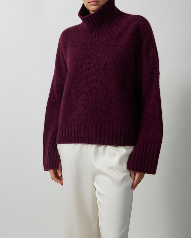 Soft Goat Turtleneck Girlfriend Bordeaux XS