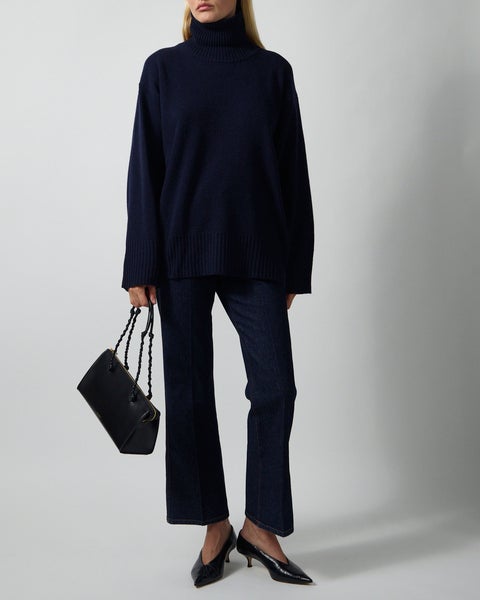 Sweater Soft Wool Turtleneck Navy 2