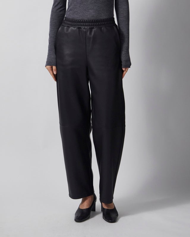 Wakakuu Icons Trousers Cropped Leather Black 42