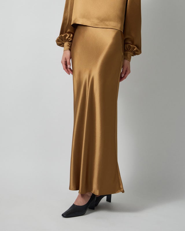 Wakakuu Icons Skirt Cielo Long Satin Ochra M