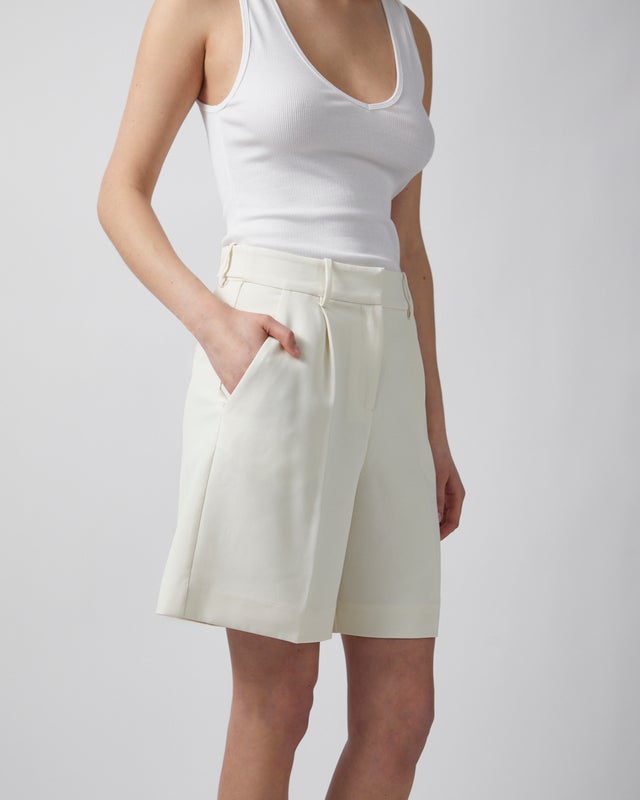 Almada Shorts Blair Crepe  Cream L