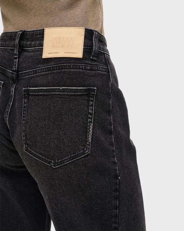 NEUW Jeans Amber Barrel Wanted Washed Black W30/L32
