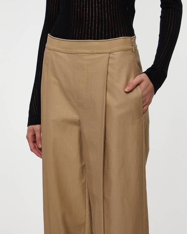 Vince Trousers Mid Rise Pleated Wide Leg Dune US 6 (EUR 38)