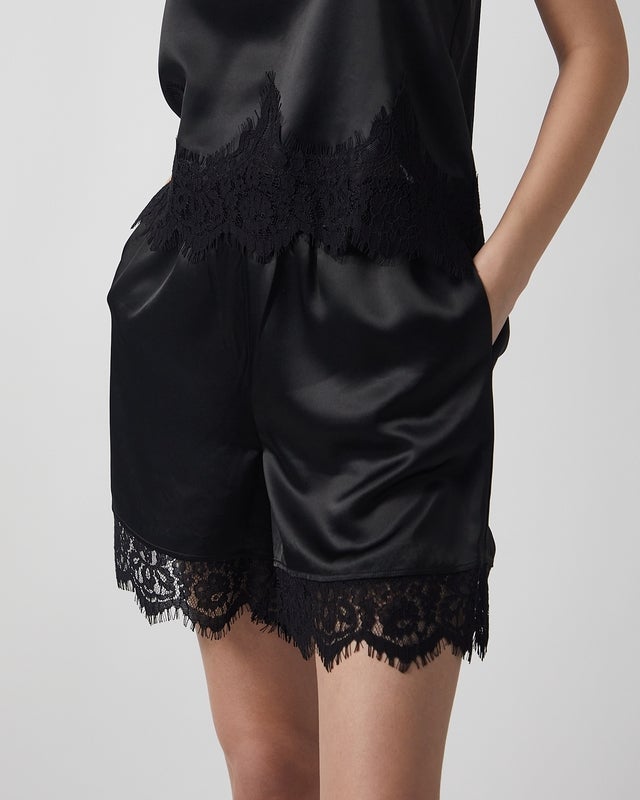 ONE and OTHER Shorts Grace 42