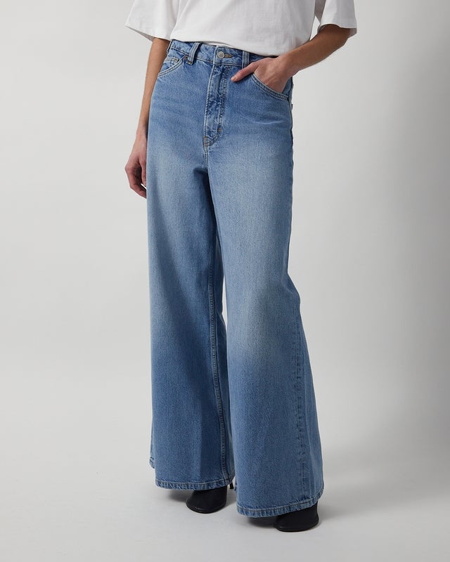 Jeanerica Jeans Alfama Light blue wash W26/L32