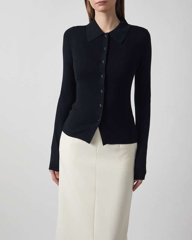 Almada Label   Black S