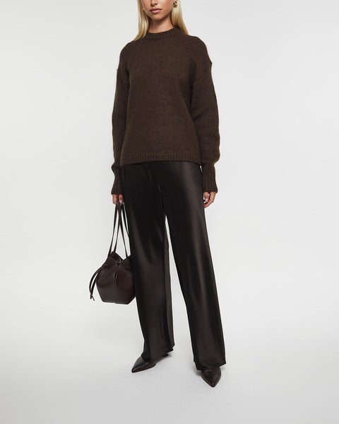 Sweater Brie Mahogny  2