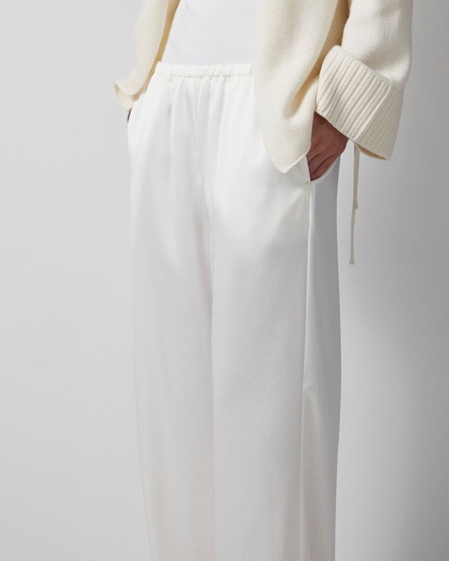 Wakakuu Icons Trousers Adeline Satin Cream S