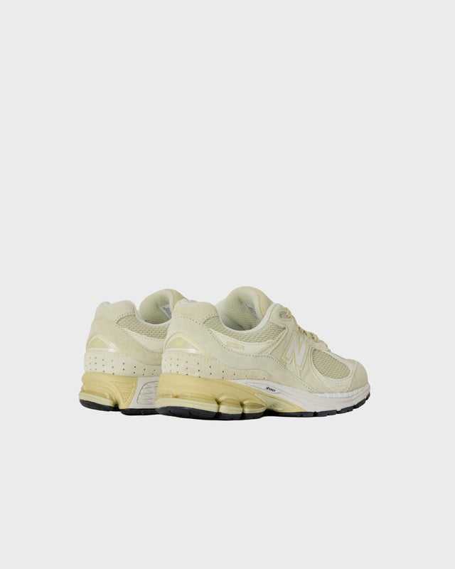 New Balance Sneakers New Balance 2002R Light Yellow EUR 36