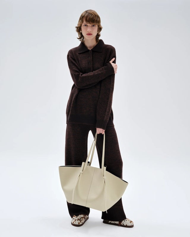 Yuzefi Bag XL Mochi Pebble Grain Leather Creme ONESIZE