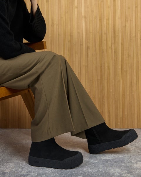 Boots Anchor Hybrid W Black 2