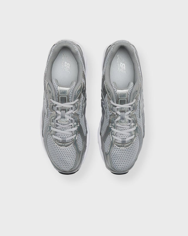 New Balance Sneakers 740 EUR 38