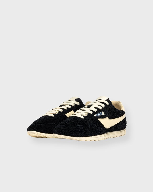 Autry Sneakers Windspin Low Suede Black EUR 36