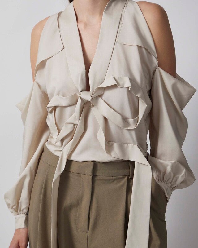 Acne Studios Blus Cut-Out Bow Light beige 38