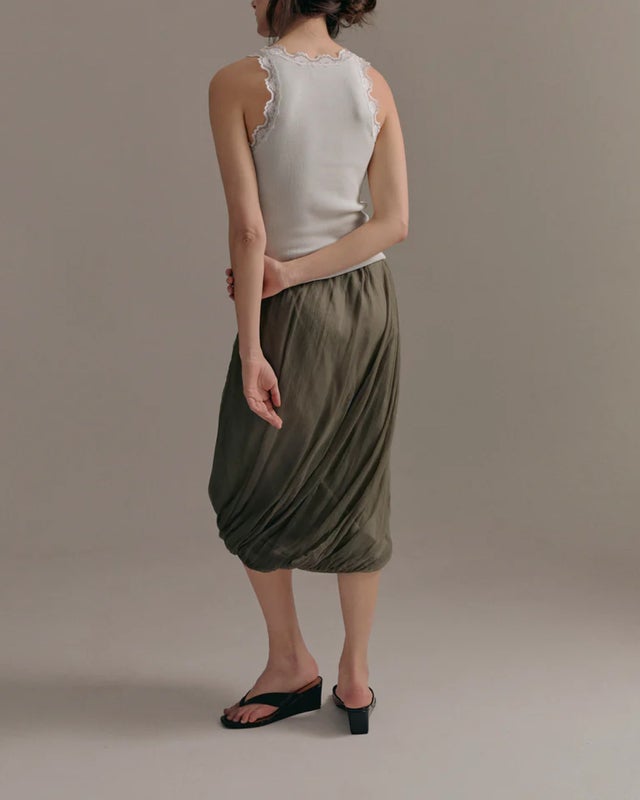 LEONÍ Camisole Älma Lace-trimmed Ribbed Silk Egg Shell 38