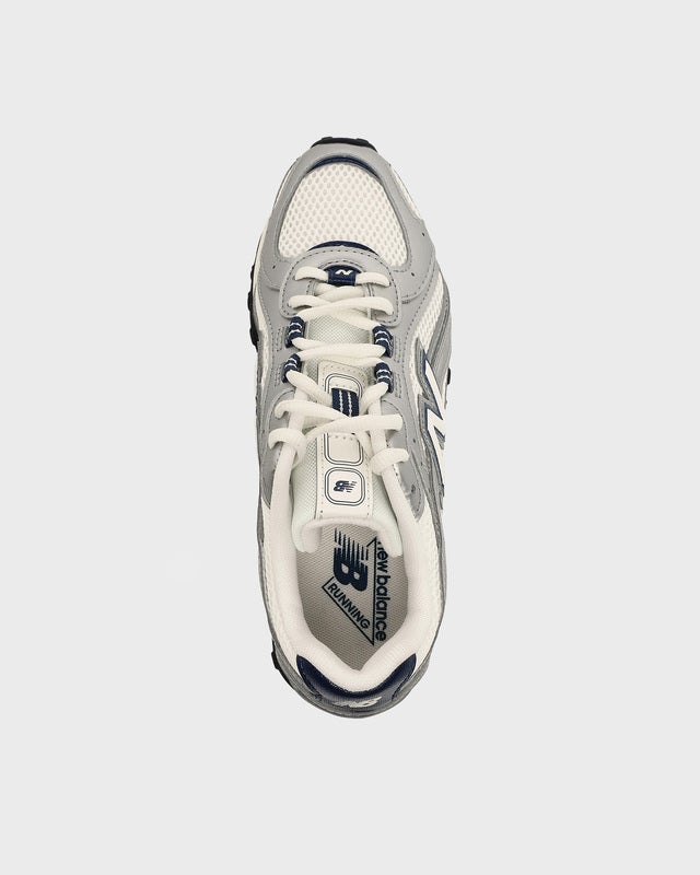 New Balance New Balance 204L EUR 38,5