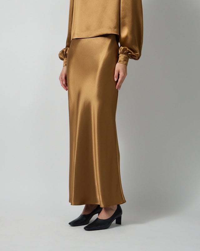 Wakakuu Icons Skirt Cielo Long Satin Ochra M