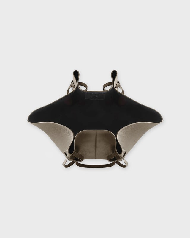 Yuzefi Bag XL Mochi Pebble Grain Leather Taupe ONESIZE