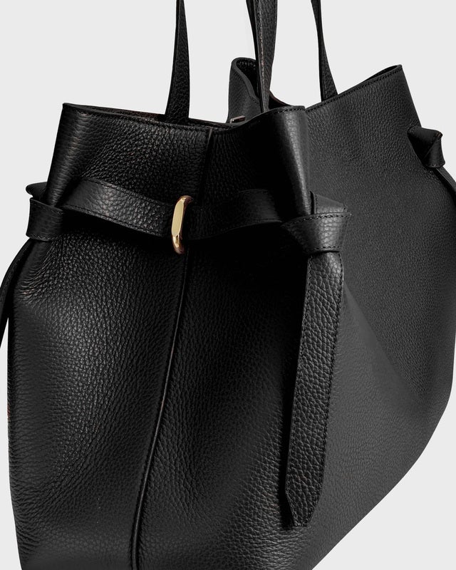 YUZEFI Gyoza Tote Pebble Bag Black ONESIZE