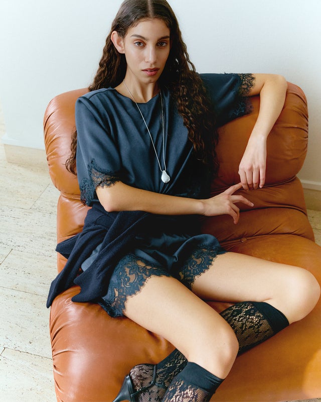 Wakakuu Icons Top Canary Lace Navy XS