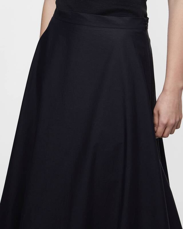 By Malene Birger Kjolen Aubrey Svart 34