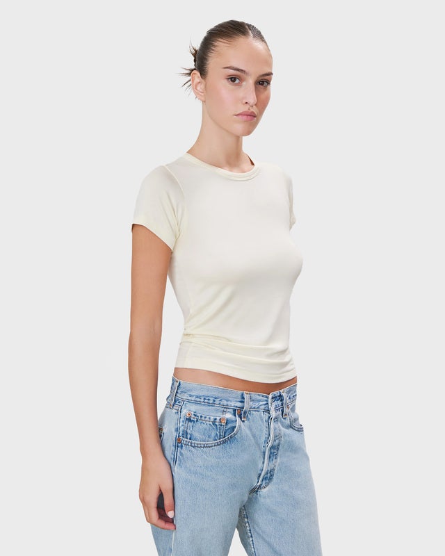 Éterne T-Shirt Fitted Crewneck Short Sleeve Cream M