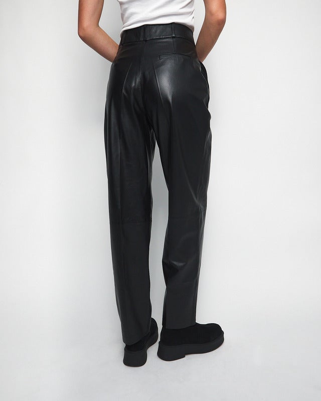 Wakakuu Icons Trousers Yana Leather Black 38