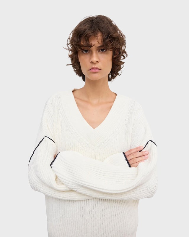 Dagmar Sweater Relaxed V-Neck Knit White M