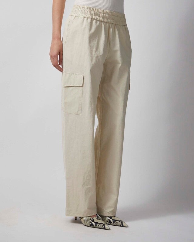 Stylein Byxor Shea Cream M
