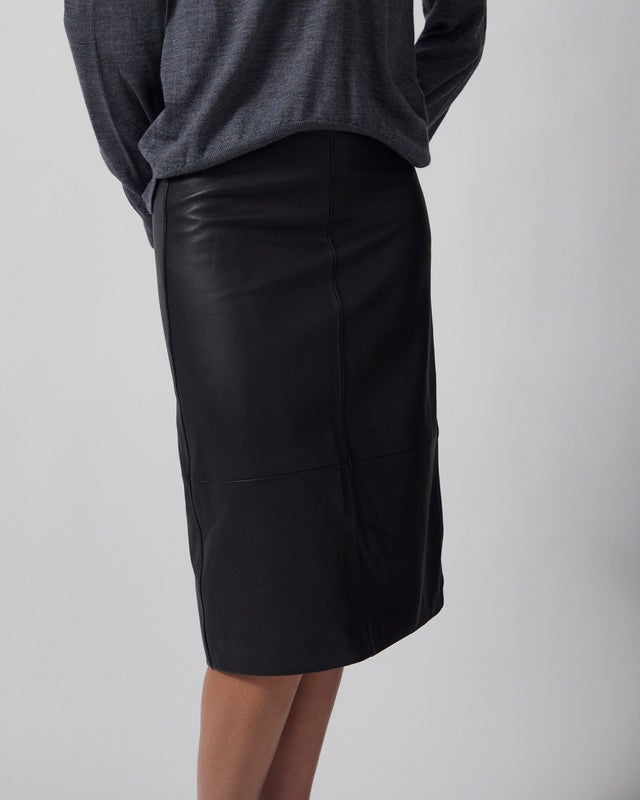 Wakakuu Icons Skirt Leather Pencil Black 34
