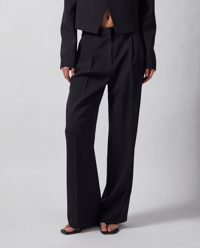 Wakakuu Icons Trousers Pleated Black S