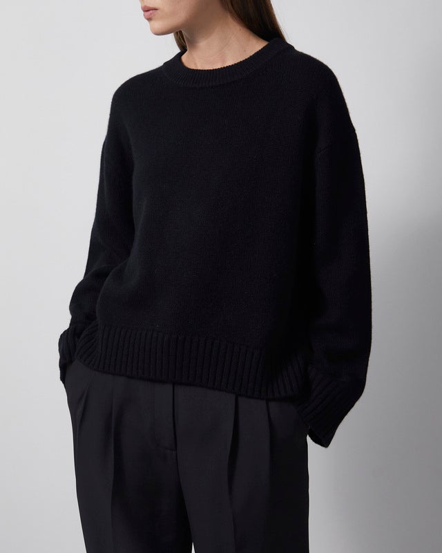 Wakakuu Icons Sweater Cashmere Wool R-neck Black S