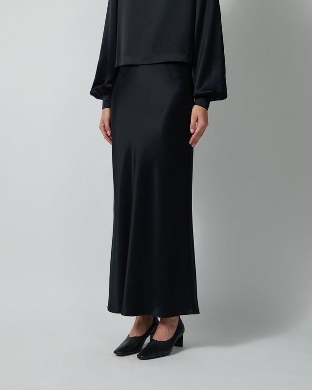 Wakakuu Icons Skirt Cielo Long Satin Black S