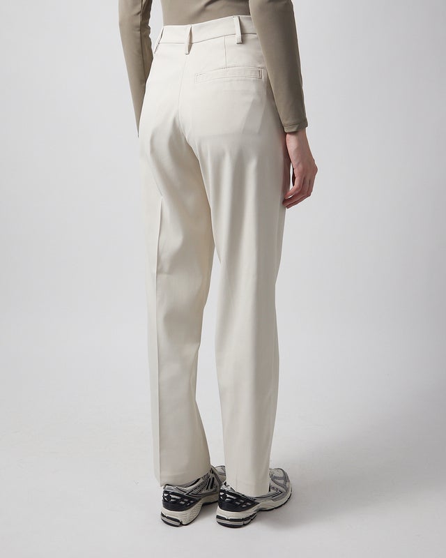 J Lindeberg Trousers Norah Pant  Beige 28